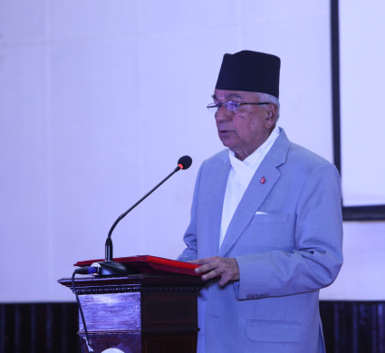 नयाँ सरकार गठनका लागि धारा ७६ (२) अनुसार दाबी पेस गर्न राष्ट्रपतिको आह्वान, दिए ७२ घण्टाको समय